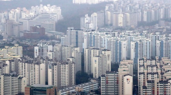 한국부동산원에 따르면 지난 19일 기준 서울 아파트 매매가가 0.19% 상승한 것으로 나타났다. [사진=뉴시스]
