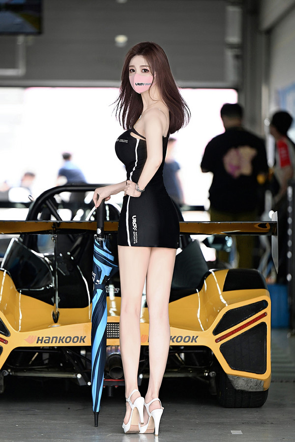 사진=레이싱 모델 곽하윤