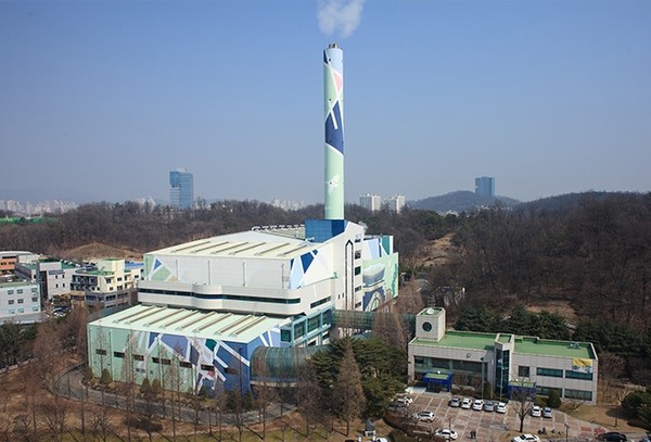 1400억 투입 수원시 영통소각장 개보수 두고 주민들 “눈가리고 아웅?”