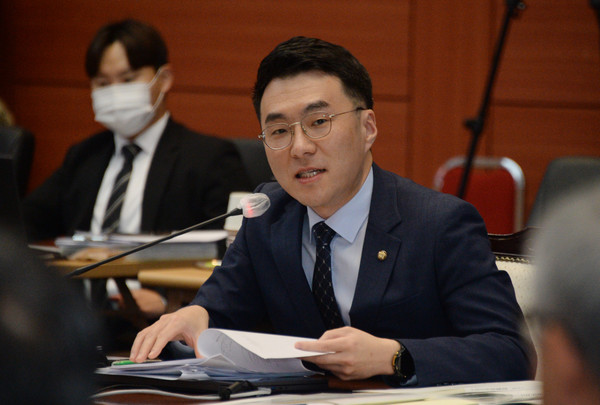 지난 5월 '코인논란'으로 더불어민주당에서 탈당한 김남국 무소속 의원
