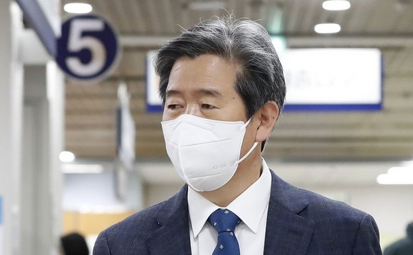 ▲윤학배 전 해양수산부 차관. 뉴시스