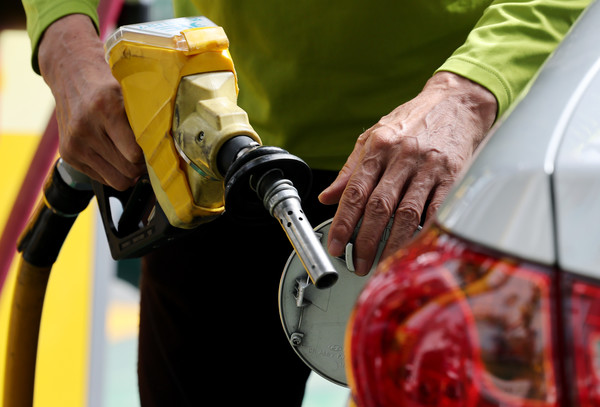 이스라엘의 이란 타격 소식에 국제유가가 급등했다. 뉴시스