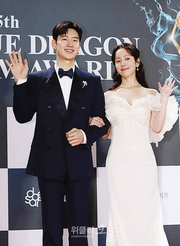 ▲제45회 청룡영화상 MC 이제훈(왼쪽), 한지민. 사진=양용은 기자