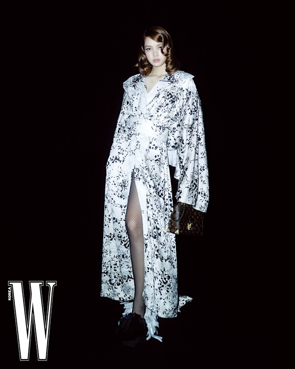 ▲ 걸그룹 블랙핑크 리사 / 사진 제공=루이비통