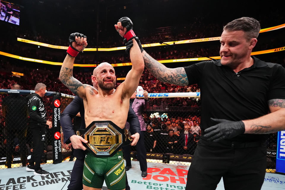 ▲ 알렉산더 볼카노프스키 챔피언 벨트 / 사진 제공=UFC