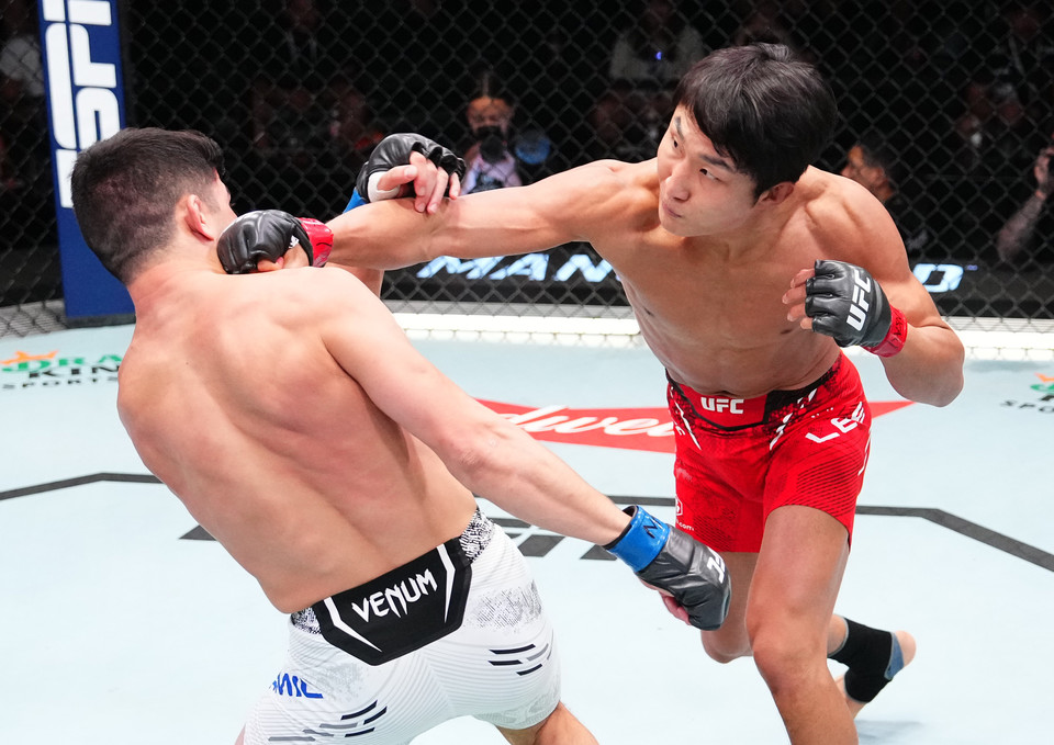 ▲ 이정영 vs 하이더 아밀 경기장면 / 사진 제공=UFC