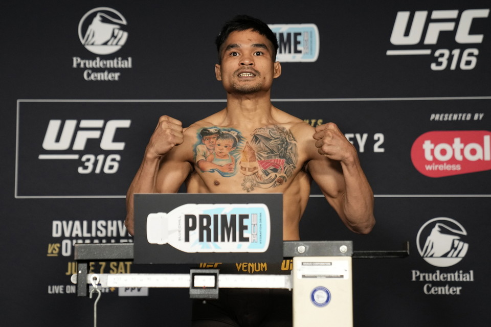 ▲ UFC 316 제카 사라기 계체 / 사진 제공=UFC