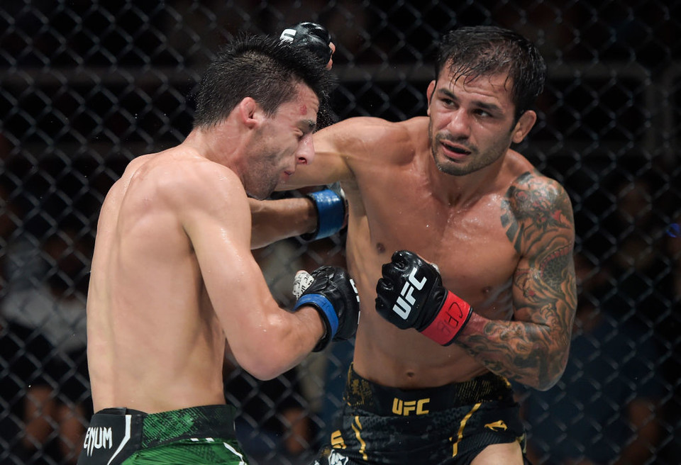 ▲ 알레샨드리 판토자 vs 스티브 얼섹 / 사진 제공=UFC