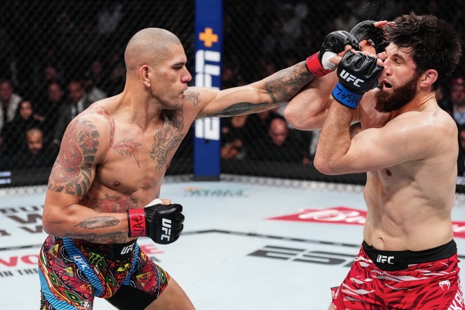 ▲ 마고메드 안칼라예프 vs 알렉스 페레이라 / 사진 제공=UFC