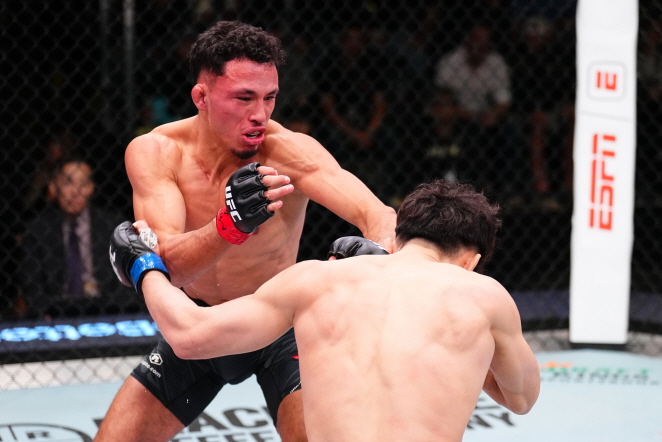 ▲ 티미 쿠암바 vs 이창호 / 사진 제공=UFC