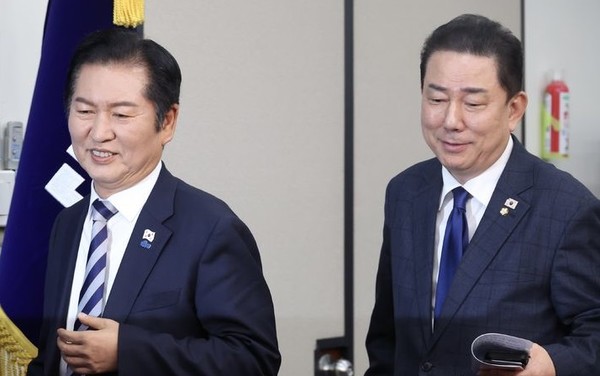 ▲정청래-김병기 의원. 뉴시스