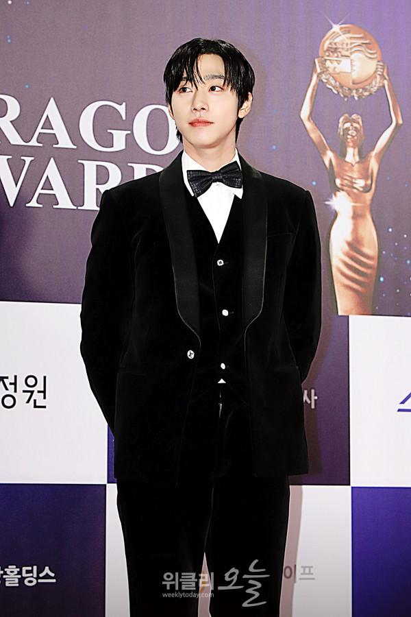 ▲ 제46회 청룡영화상 시상식 레드카펫 행사에서 배우 안효섭 / 사진=양용은 기자