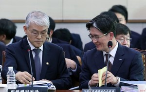 [위클리오늘] <b>천대엽</b> 법원행정처장 "재판소원 도입하면 <b>소송 지옥</b>"