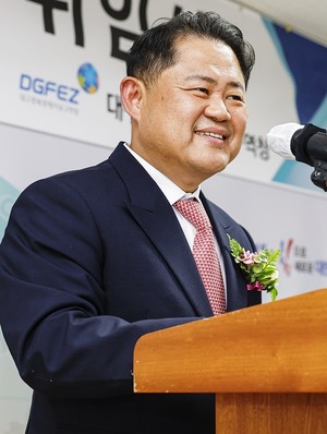 [새 인물] 취임식보다 기업 먼저 찾은 정해용 대경경자청장..."투자 성과... - 뉴스 썸네일 이미지